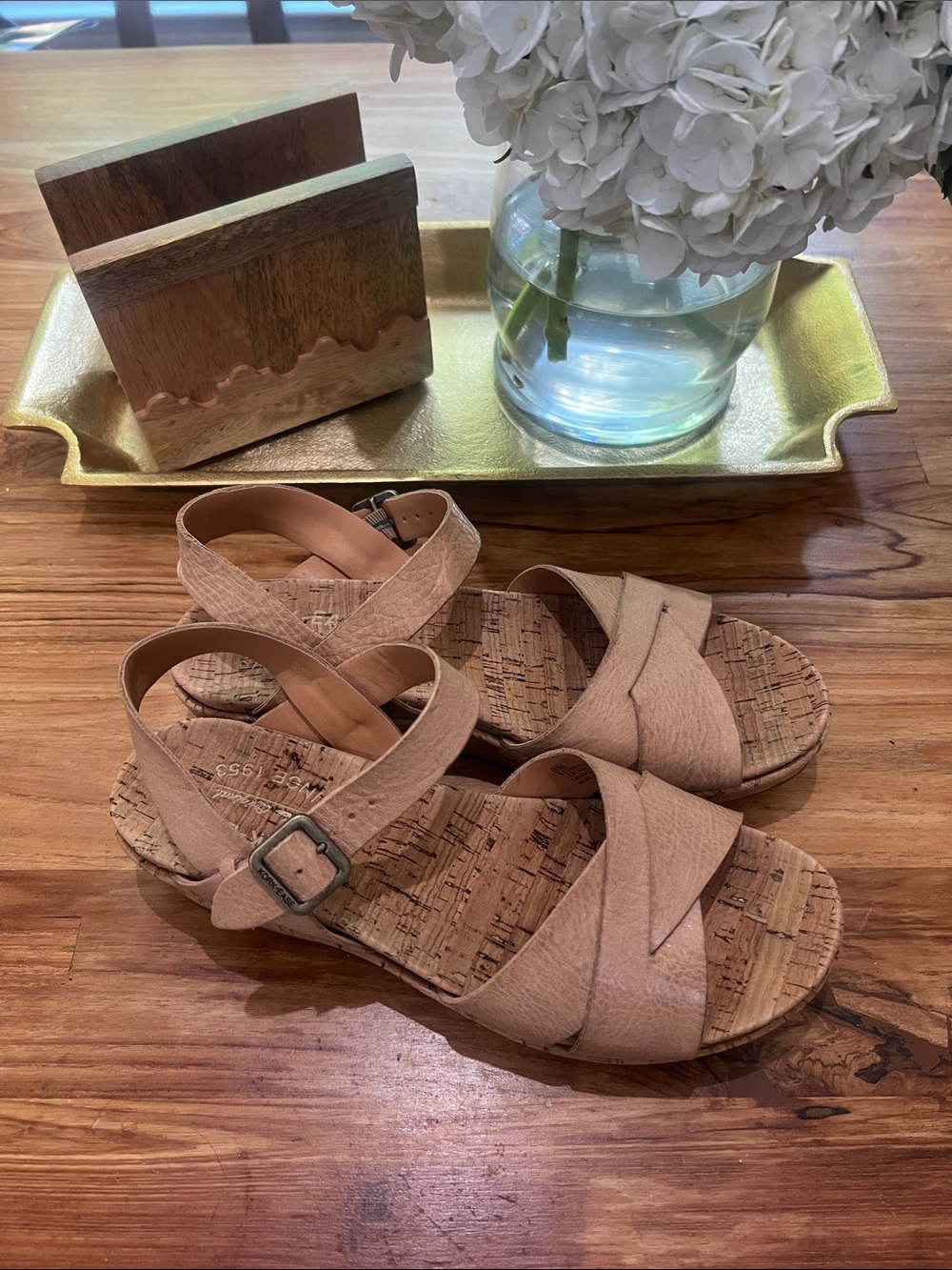 Kork Ease Women's Beige Cork-Textured Cross Strap Sandals 8